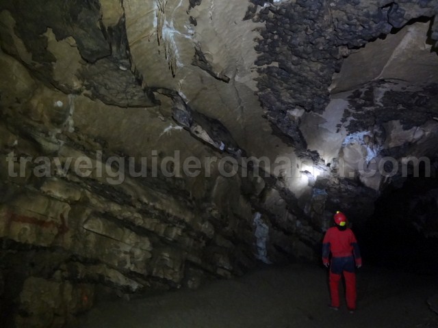 Semenic-Cheile Carasului National Park - Comarnic cave