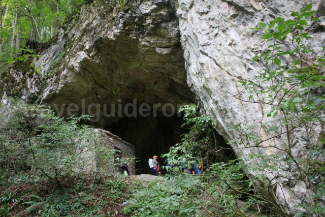 The cave with ice - situated at 5 minutes of Comarnic entrance