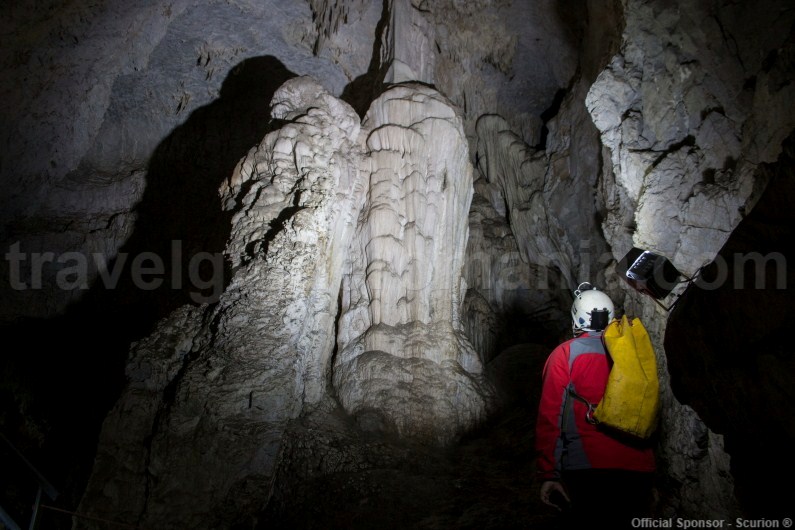 Visiting Meziad show cave - travel to Romania