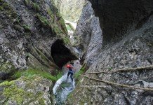 Oselu Canyon – canyoning in Apuseni Canyoning in Apuseni