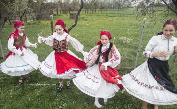 Easter customs and traditions in Romania Customs and traditions in Romania