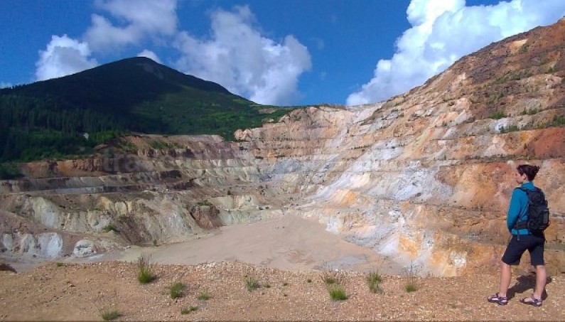 Calimani-natural-park-sulf-mine